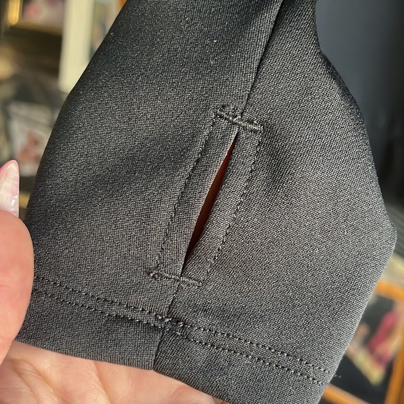 Women’s Nike Dri-Fit Running Long Sleeve Shirt - Picture 4 of 6